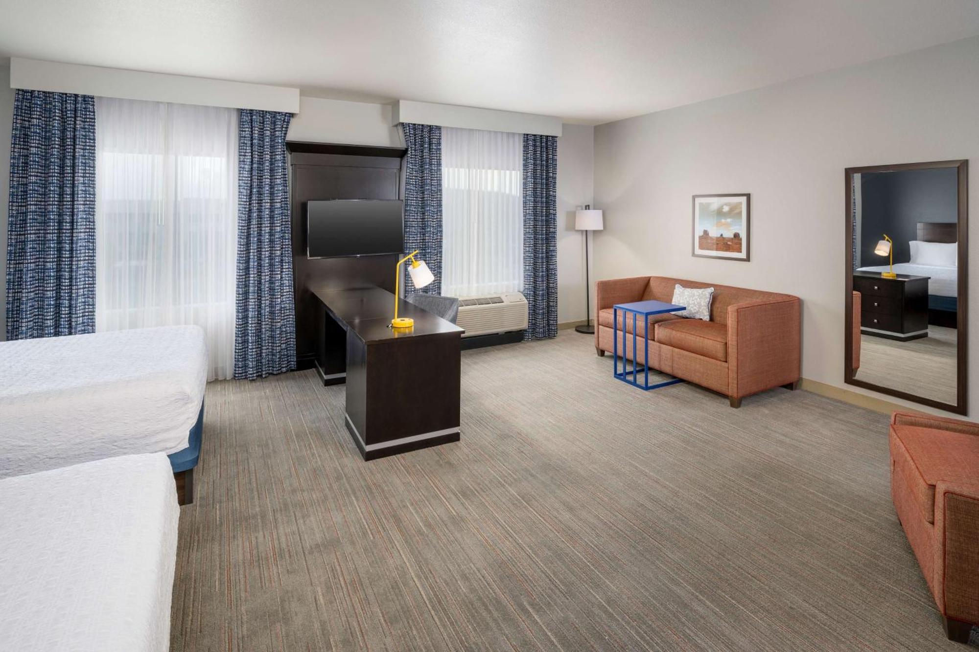 Hampton Inn & Suites Phoenix North/Happy Valley Exterior photo